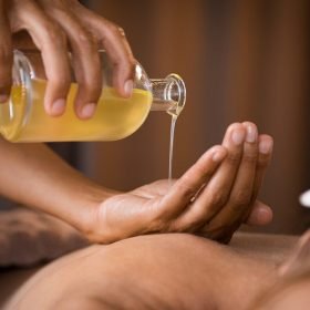 Hot-Oil-Massage-1170x780.00000039
